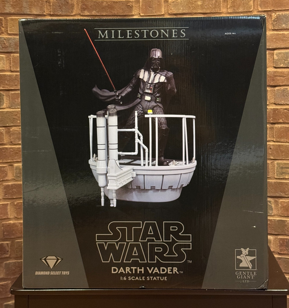 Star Wars Milestones Darth Vader 1/6 Scale Statue Gentle Giant Diamond Select Lt