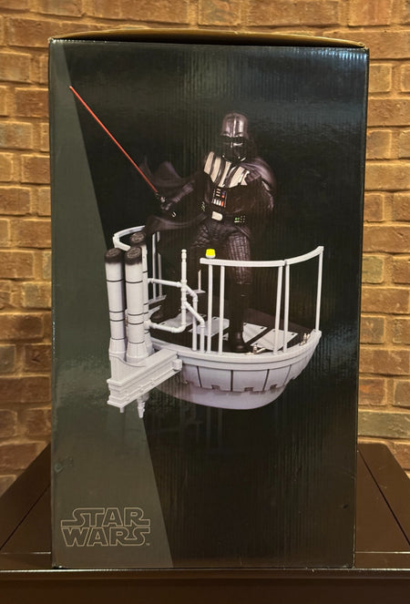 Star Wars Milestones Darth Vader 1/6 Scale Statue Gentle Giant Diamond Select Lt