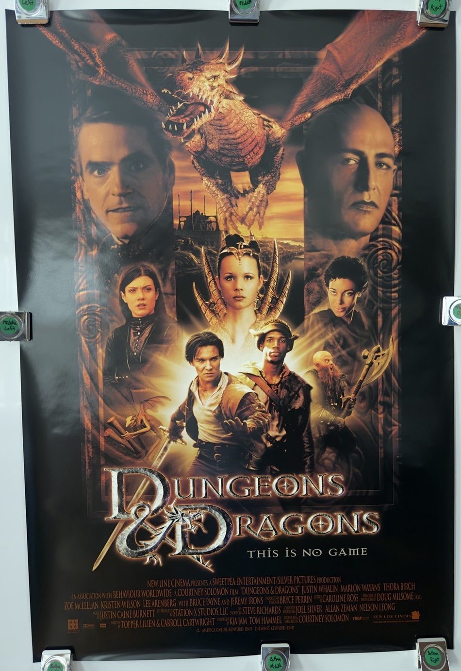 DUNGEONS & DRAGONS 2000 Original Movie Poster 27x40 DS Rolled Jeremy Irons - Joe's Geek VLT