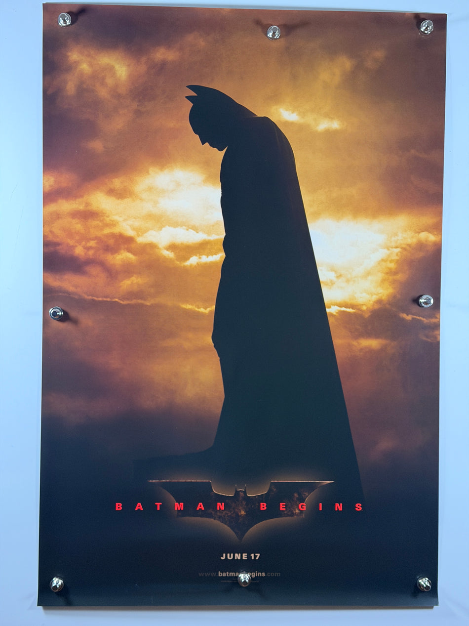 2005 Batman Begins Original Advance Movie Poster 27x40 SS Rolled – Batman Silhouette Teaser