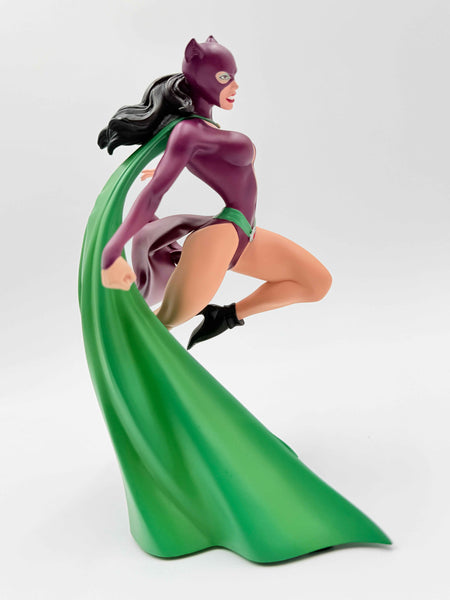 DC CLASSIC CONFRONTATIONS CATWOMAN VS BATGIRL STATUE LTD ED. [PART MISSING]