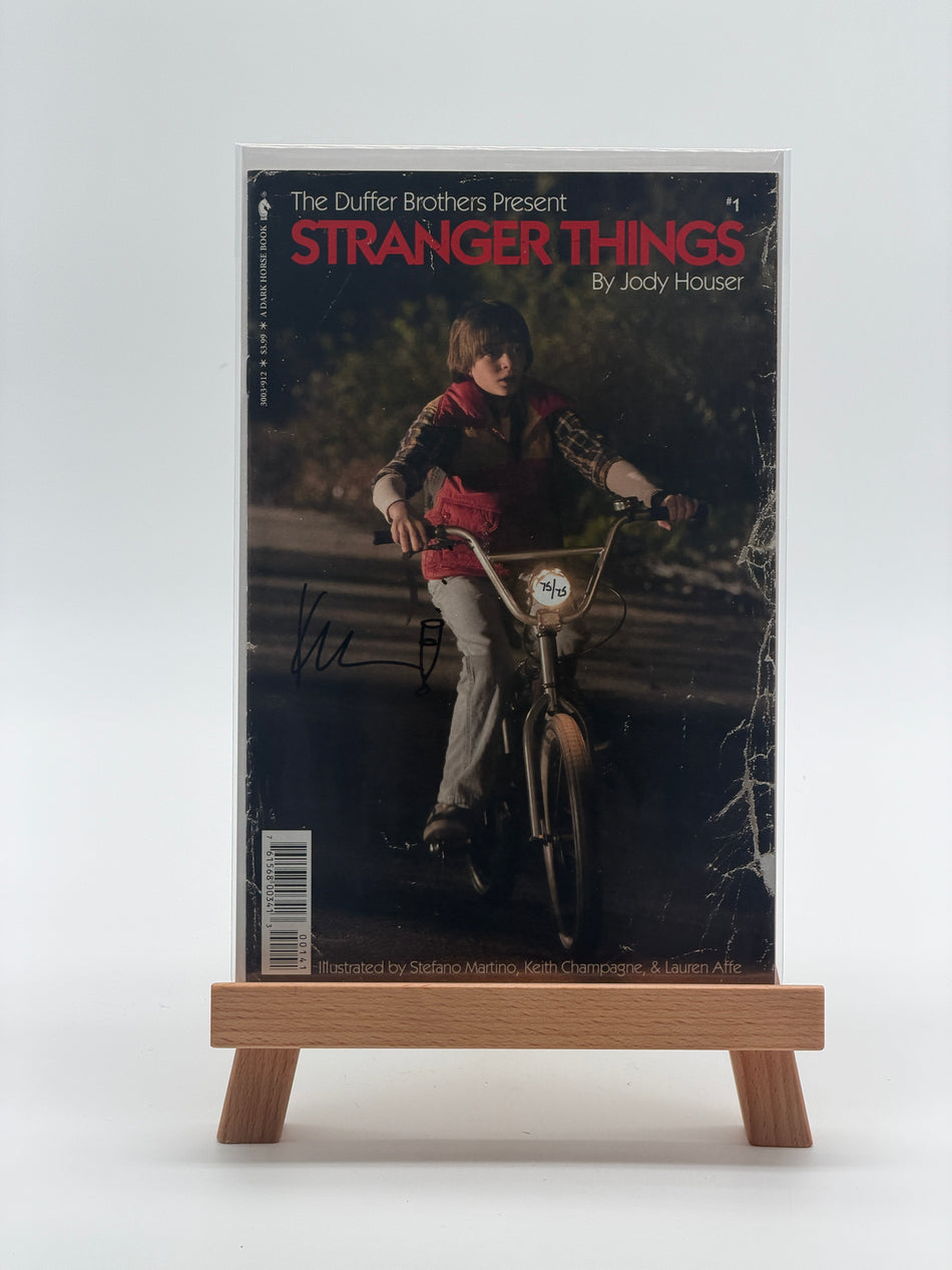 STRANGER THINGS #1 2018 Dark Horse Signed Keith Champagne Patrick Satterfield Photo Variant COA 75/75
