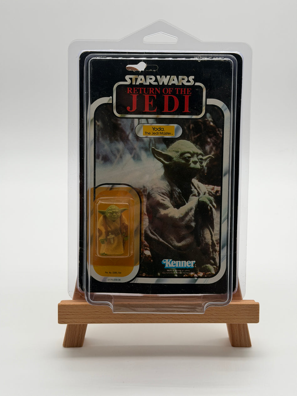 Star Wars Return of the Jedi Yoda “The Jedi Master” Vintage Kenner Figure (Carded) — No. 38310
