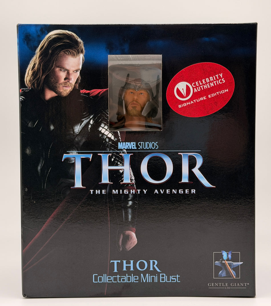Chris Hemsworth SIGNED Thor Gentle Giant 1/6 Mini Bust Celebrity Authentics #213/300 Marvel - Joe's Geek VLT