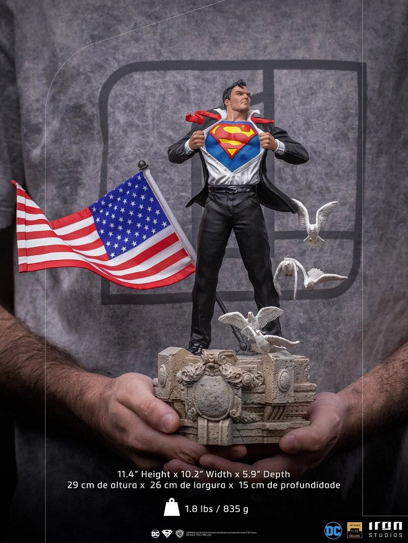 Iron Studios Clark Kent Deluxe 1/10 Art Scale Statue DC Comics Superman 90188 NIB